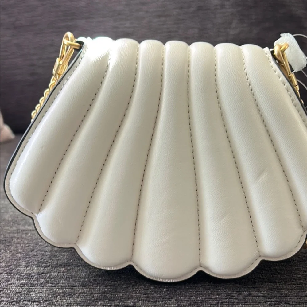 Kate Spade Cream Crossbody Shell Bag - Picture 4 of 8